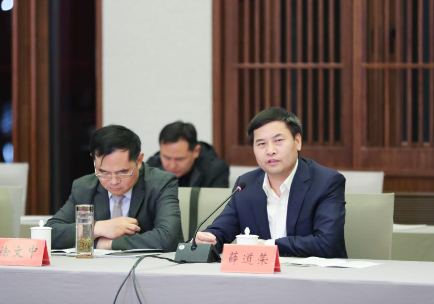 北京異地高考新規(guī)定下的獨(dú)特小巷探秘，遇見(jiàn)一家特色小店