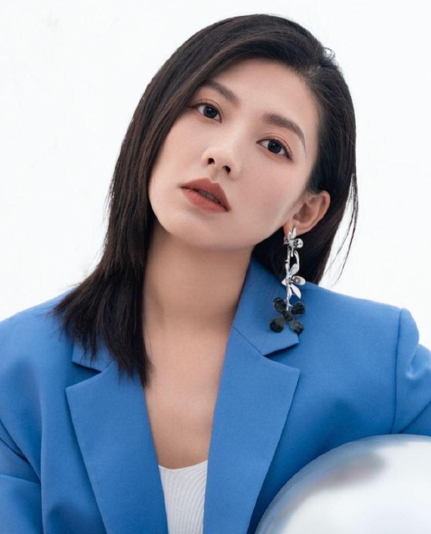 女演員馬藜與科技融合，體驗前沿科技產(chǎn)品之旅